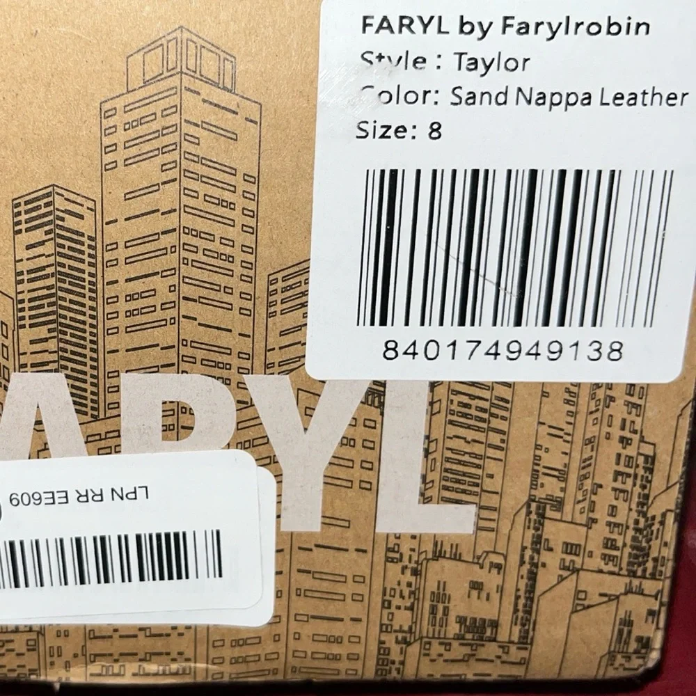 FARYL by Farylrobin Taylor Low-profile Flat Sz 8